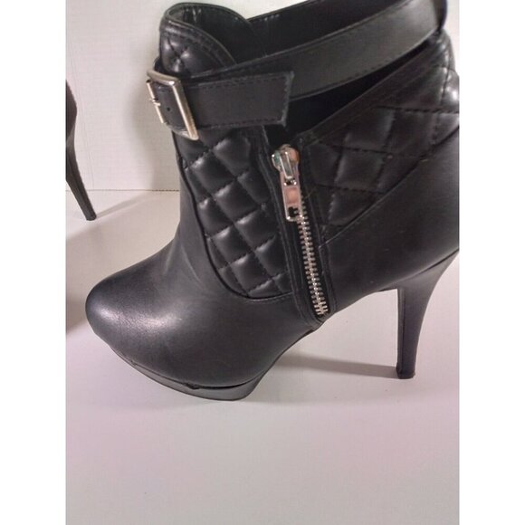 Torrid Ankle Boots Black Quilted High Heels Sz 10 Small Nick On One As Pictured - Picture 6 of 12